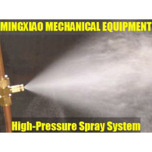 High-pressure spray system for poultry house